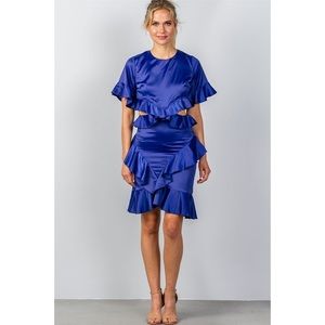 Back cut-out ruffle dress